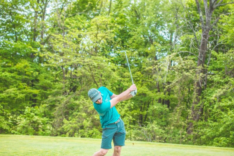 Golf Eisen Schlag Follow through